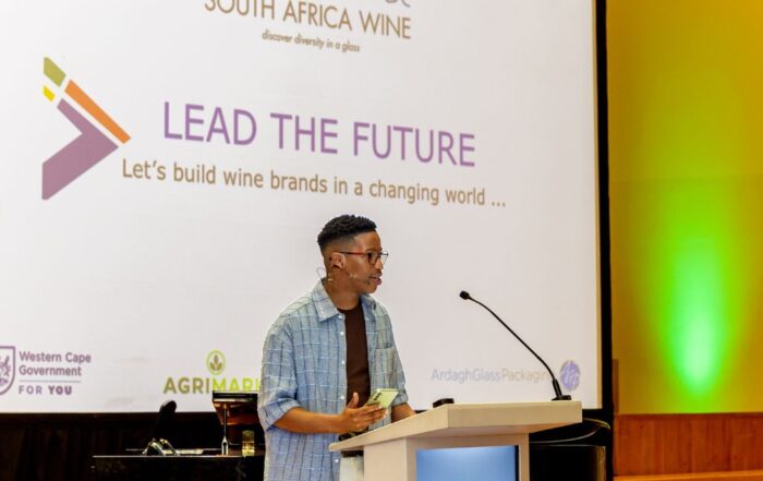 "Lead the Future‘ – die Entwicklung von starken Marken in einer sich verändernden Welt, Duncan Masiwa, Assistant Editor at Food For Mzansi moderierte den Branchentreff.